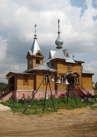 Церковь Святой Троицы Живоначальной в Королёве (малая)